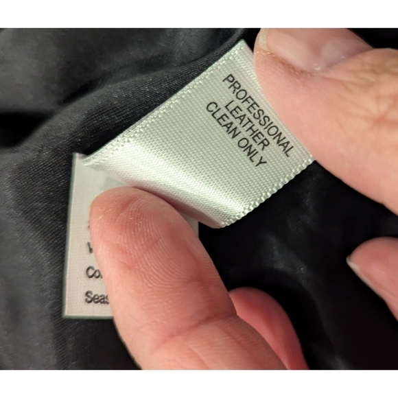 Banana Republic Vintage Black 100% Leather Jacket Size Small - Picture 8 of 9